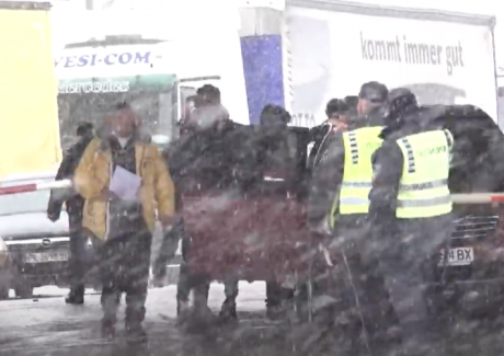 Масовна тепачка во Средно Коњари по сообраќајка, едно лице нападнато од петмина