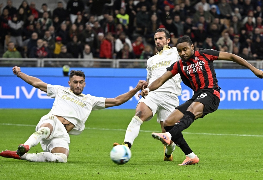 (Видео) Милан спаси бод против Пиза во 93-та минута