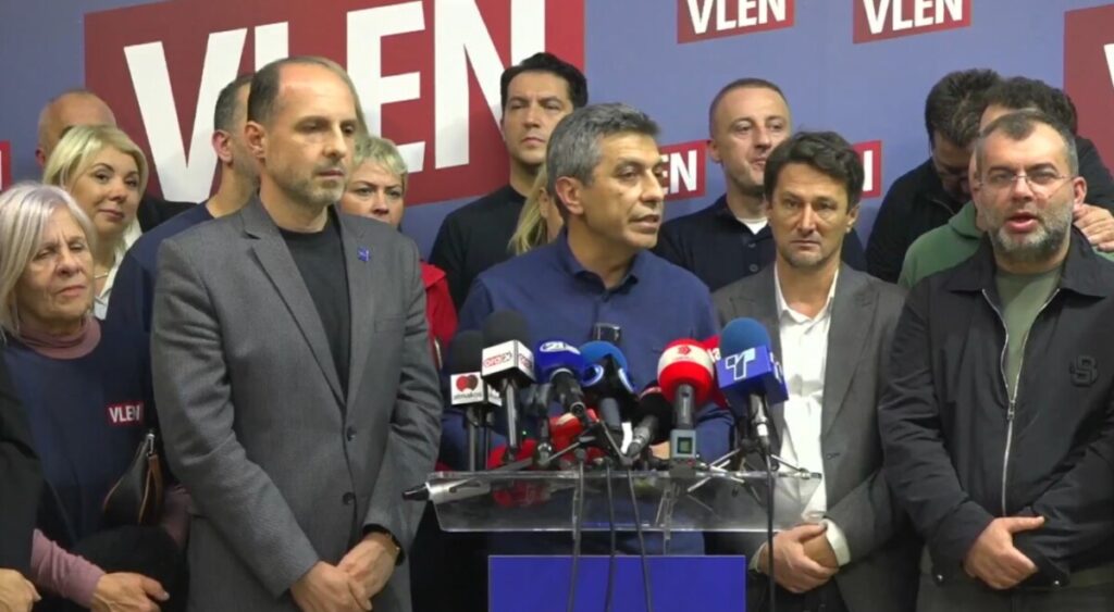 Меџити бара оставка од Ахмети и воедно му честита победа во Пласница