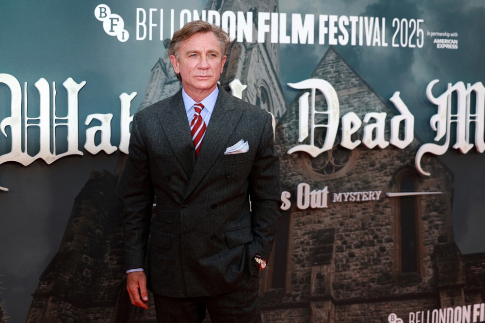 Даниел Крег на премиерата на неговиот најнов филм, сите зборуваат за неговата фризура