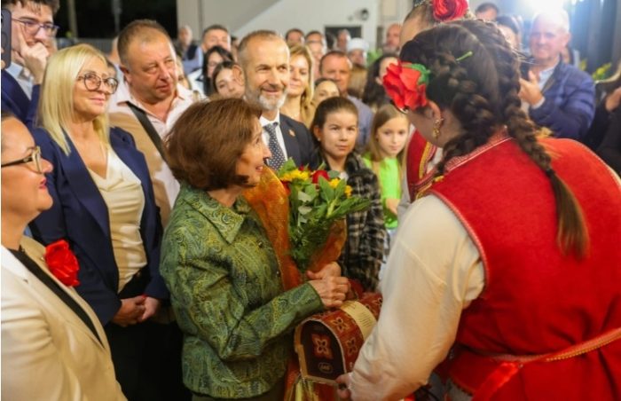 СИЉАНОВСКА: За да го спречиме егзодусот потребна ни е помош и од дијаспората, за која Владата подготвува Национална стратегија