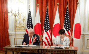 Трамп во Токио: Пофалби за првата жена премиер на Јапонија и нов договор за ретки минерали