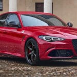 „Alfa Romeo“ ги враќа своите „најлуди“ автомобили од мртвите