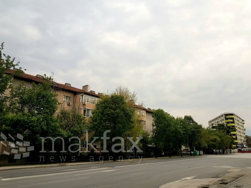 Утре променливо облачно време со повремени врнежи од дожд