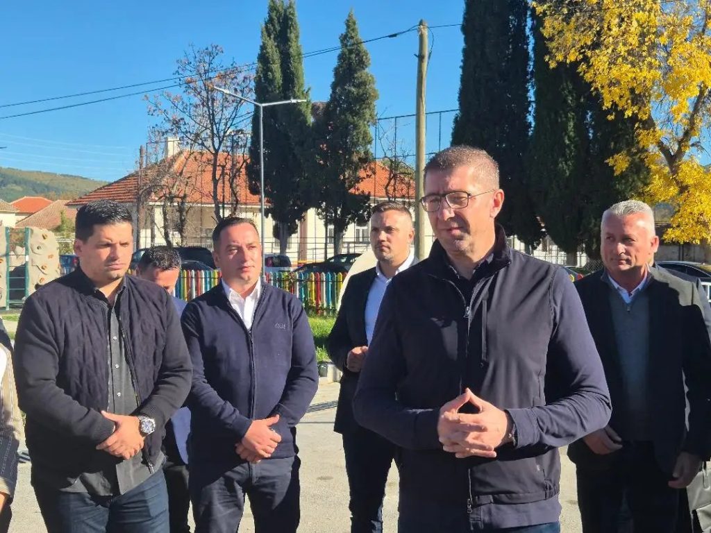 Очекувам фантастична бројка од освоени 60 градоначалнички мандати, порача Мицкоски од Дебарца