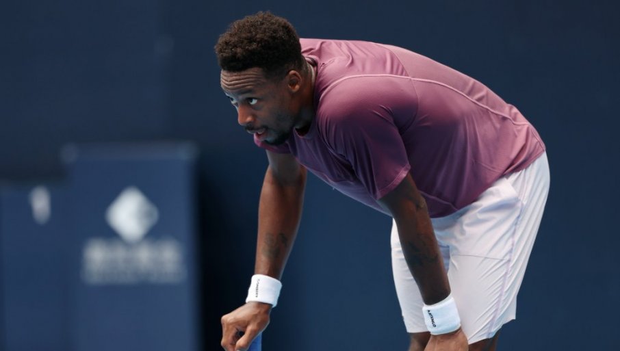 Гаел Монфис ја завршува сезоната по повреда и најавува пензија по следната година