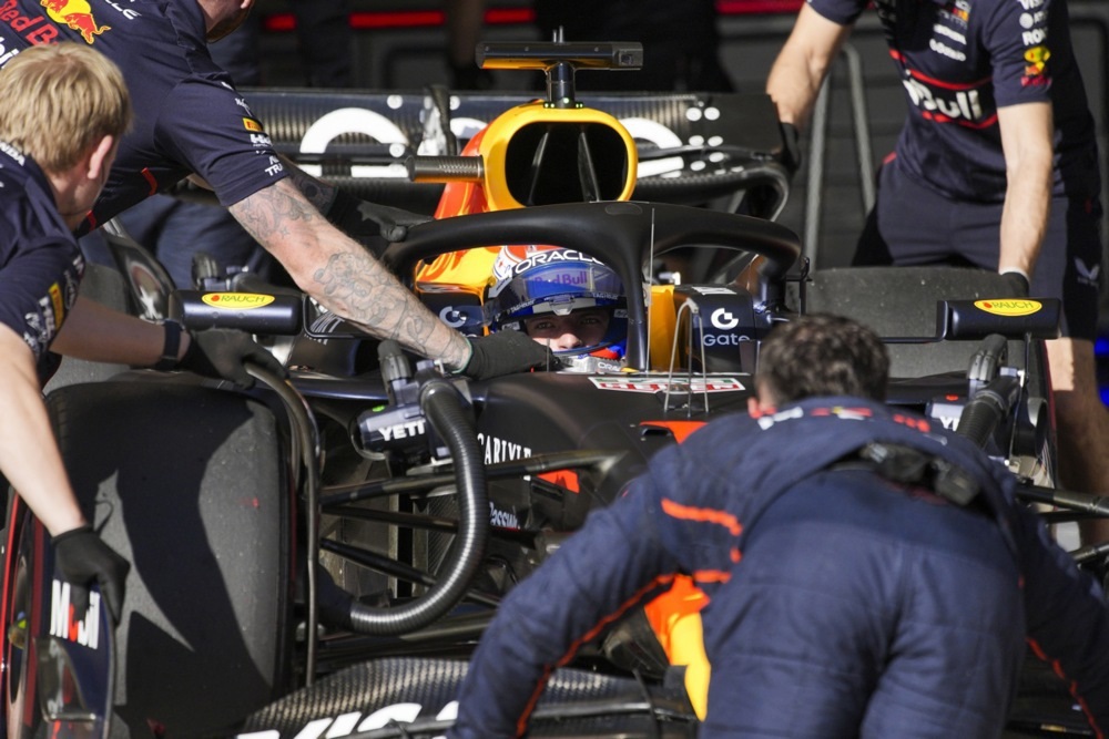 Ферстапен на пол-позицијата во Остин