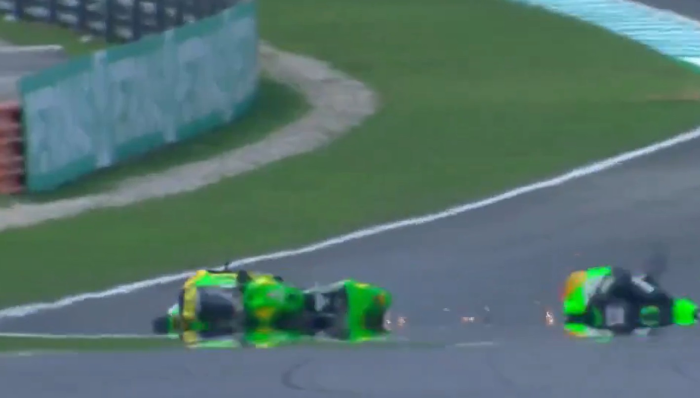 Нови детали за состојбата на мотоциклистот по тешкиот пад во Малезија (ВИДЕО)