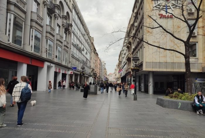 НАУЧНА СТУДИЈА: Секој 5-ти тинејџер во Србија со ментални проблеми, 27 отсто имале семејно насилство, а 4,5 отсто се обиделе да се самоубијат