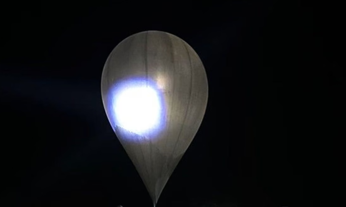 БАЛОНИ НАД ЛИТВАНИЈА: Од каде доаѓаат и што носат?