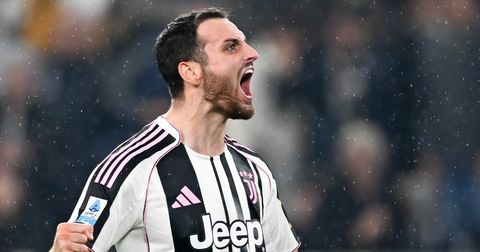 ВИДЕО: Тудор си замина Јуве победи во Серија А, Рома го следи чекорот на лидерот Наполи