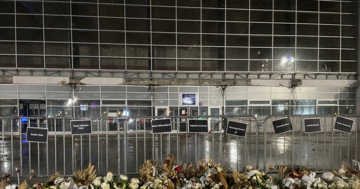 Вучиќ повика на мирно одбележување на годишнината од трагедијата во Нови Сад