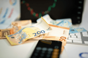 Со еврообврзница од 950 милиони евра ќе се финансира јавниот долг за следната година