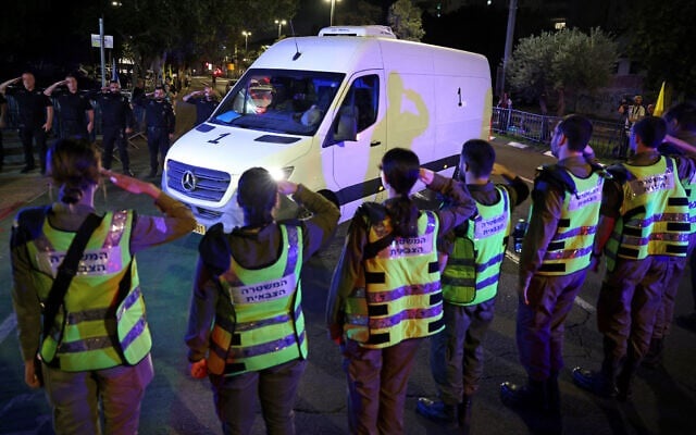 Хамас врати тела на уште двајца заложници, вели дека за другите ќе треба време