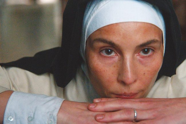 МАЈКА, ШАЈКА