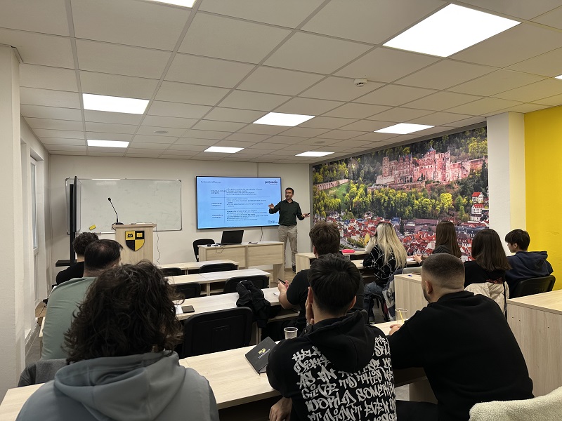 Три години знаење, пракса и успех: Хајделберг ги отвори вратите за новата академска генерација