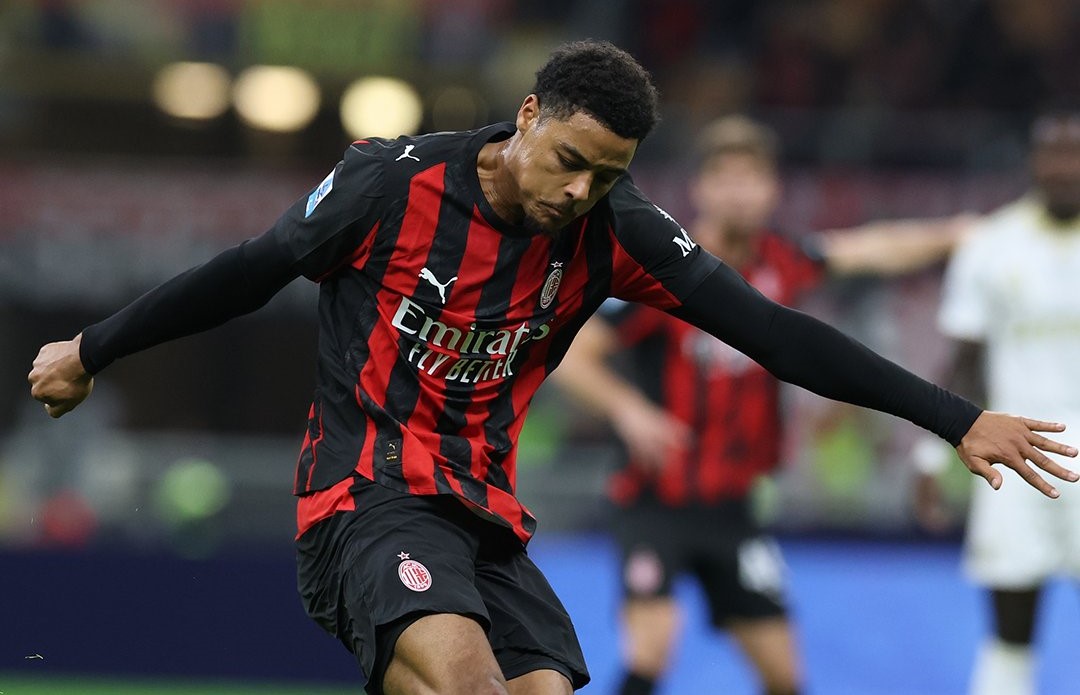 Милан едвај се спаси од пораз против Пиза (Видео)