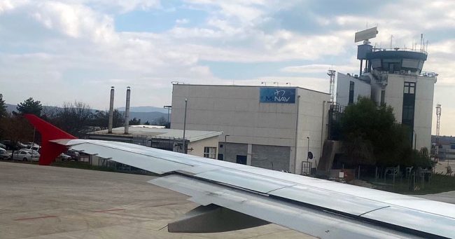 РАКОВОДСТВОТО НА М-НАВ БЕЗ ТЕНДЕР АНГАЖИРАЛО АДВОКАТСКО ДРУШТВО КОЕ НАПЛАЌА 200 ЕВРА НА ЧАС ПЛУС ДДВ