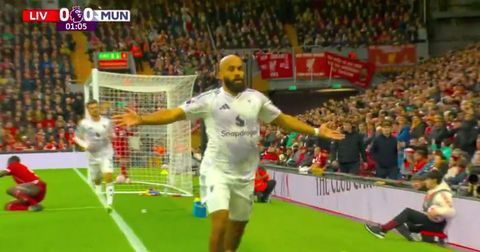 ВИДЕО: Јунајтед за ЕДНА МИНУТА му даде гол на Ливерпул!