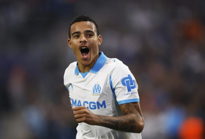 Гринвуд со покер голови го честеше Ле Авр