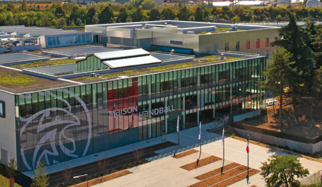 Француската федерација во голема криза – „дупка“ од 2,3 милиони евра, а за 8 милиони нема трага!