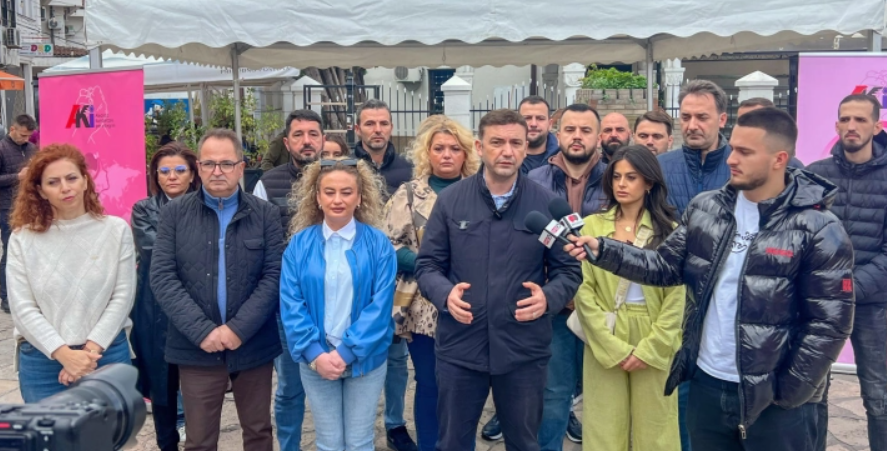 Османи најави мобилни болници и здравствени тимови во Чаир