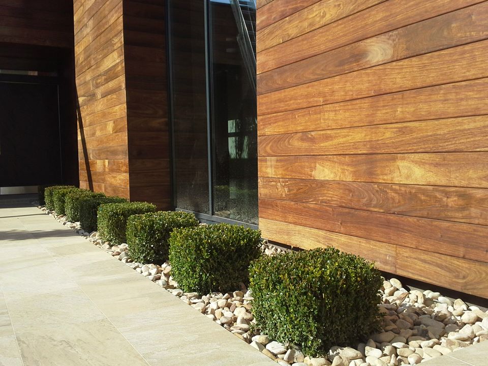 Преку уреден двор до поголема продуктивност и подобар имиџ во јавноста!