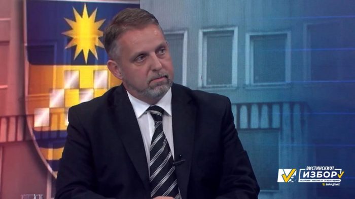 ЛУКРОВСКИ: Мостот на Вардар кој ги поврзува Љубљанска со Скупи ќе биде ставен во функција уште во првата година