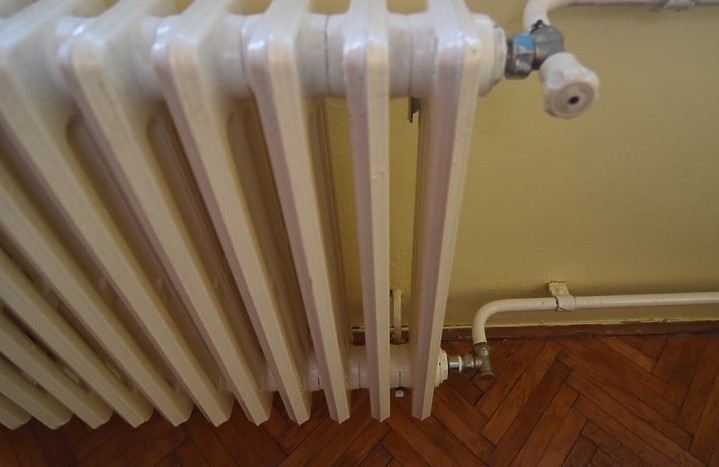 ГРЕЕЊЕТО СТАНУВА ЛУКСУЗ – голем проблем низ цела Европа, милиони луѓе се смрзнуваат, немаат пари да платат