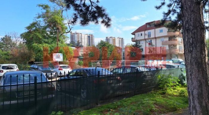 КУРИР ОТКРИВА: Пациентите и вработени револтирани, зграда се гради на паркингот на Клиниката за радиотерапија и онкологија