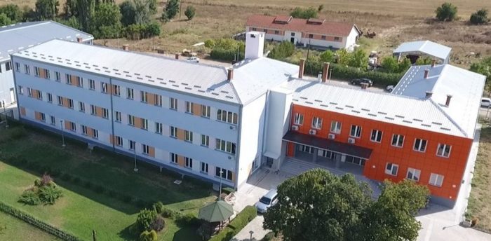 МВР: Лажни се сите пријави на е-маил за поставени експлозивни направи во училишта во Скопје и Куманово