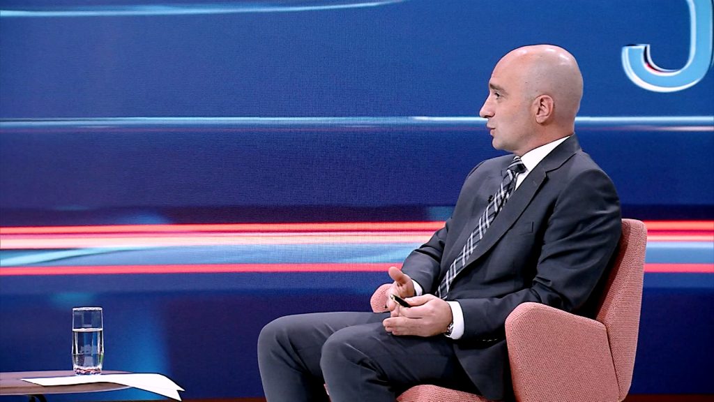 Две третини од центарци во првиот круг се изјаснија за промени, вели Лабудовиќ