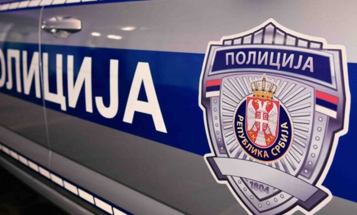 НЕСРЕЌА ВО БЕЛГРАД: Полицаец, неговата сопруга и дете загинаа во сообраќајка предизвикана од пијан 24 годишен возач