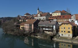 По трагедијата во Ново Место, оставки на министрите за правда и внатрешни работи на Словенија