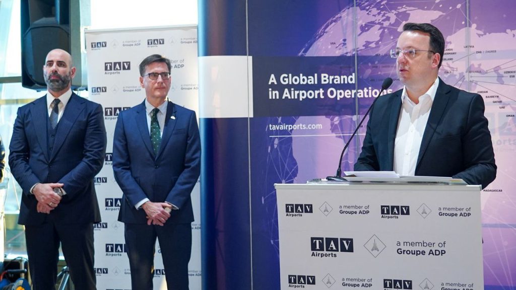 Николоски: Скопје од денеска директно се поврзува со шпанската престолнина Мадрид