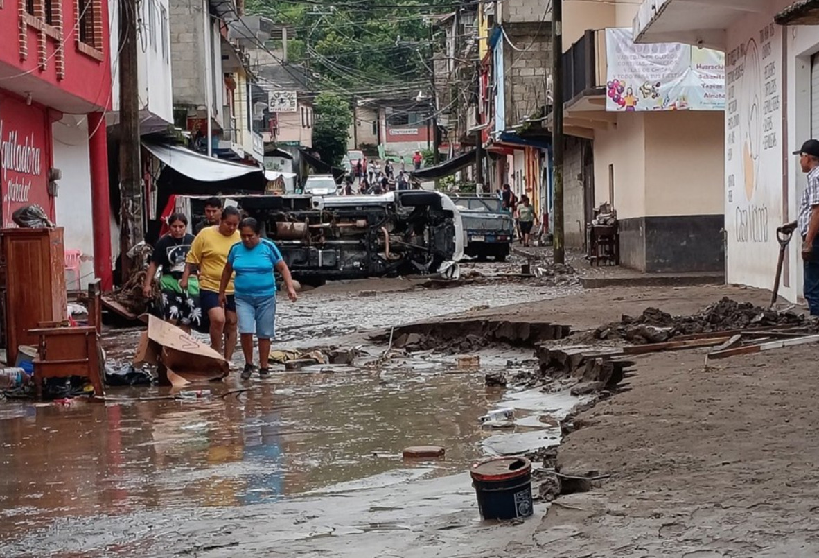 Разорни поплави во Мексико: најмалку 47 мртви и 38 повредени