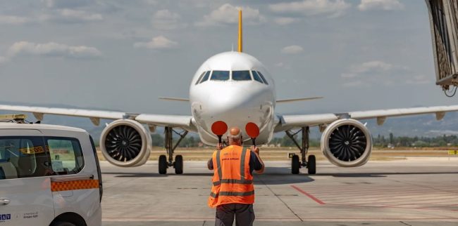 ЗА 6 ОТСТО Е ЗГОЛЕМЕН БРОЈОТ НА ПАТНИЦИ НА АЕРОДРОМИТЕ ВО СКОПЈЕ И ОХРИД