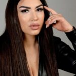 (Фото) Како да се сестри: Ова е мајката на Бојана Скендеровски