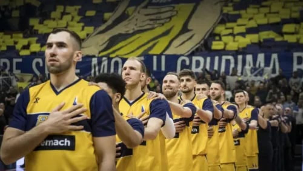 Циркус: Босанците немаат селектор, а на играчите им се испратени покани за репрезентацијата