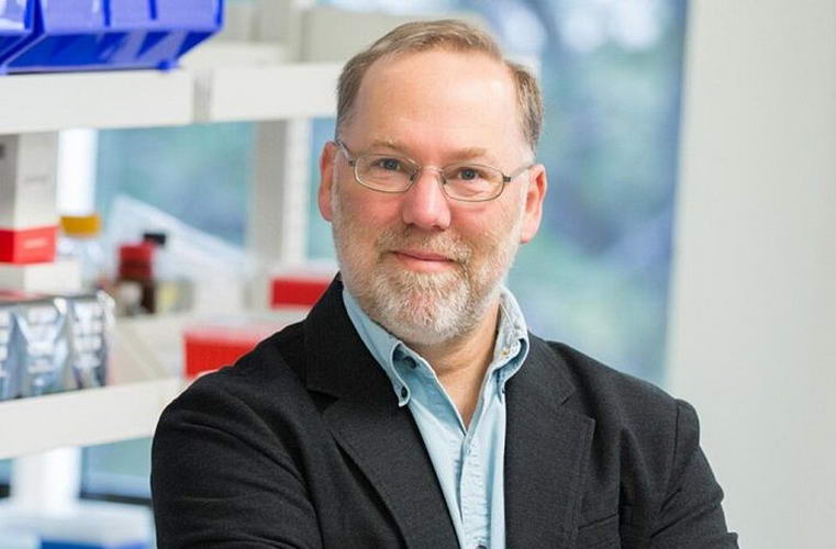 Научникот кој бил „офлајн и го живеел најдобриот период од својот животот“ шокиран од добивањето на Нобелова награда