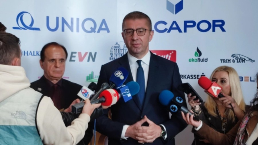 „ДА СЕ ИЗЛЕЗЕ МАСОВНО НА ИЗБОРИ, ШТО ПОСКОРО ДА ВЛЕЗЕМЕ ВО ГРАД СКОПЈЕ“: Мицкоски вели дека има многу работи кои треба да се решат