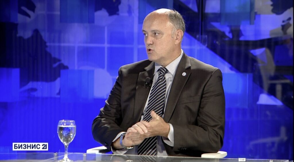 Кочовски: Со новиот систем, сите кои што сакаат да го злоупотребат слободниот влез во ЕУ и да престојуваат повеќе од 90 дена веднаш ќе бидат банирани