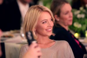 (Видео) Не остави ништо на имагинацијата: најсексипилната русокоса ги покажа своите гради