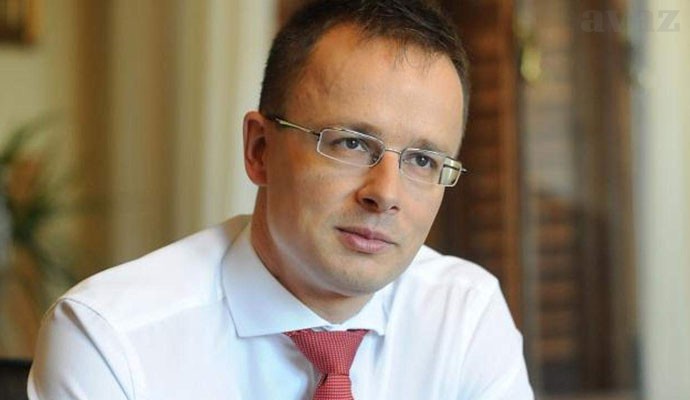 Сијарто: Трамп е единствената надеж за мир