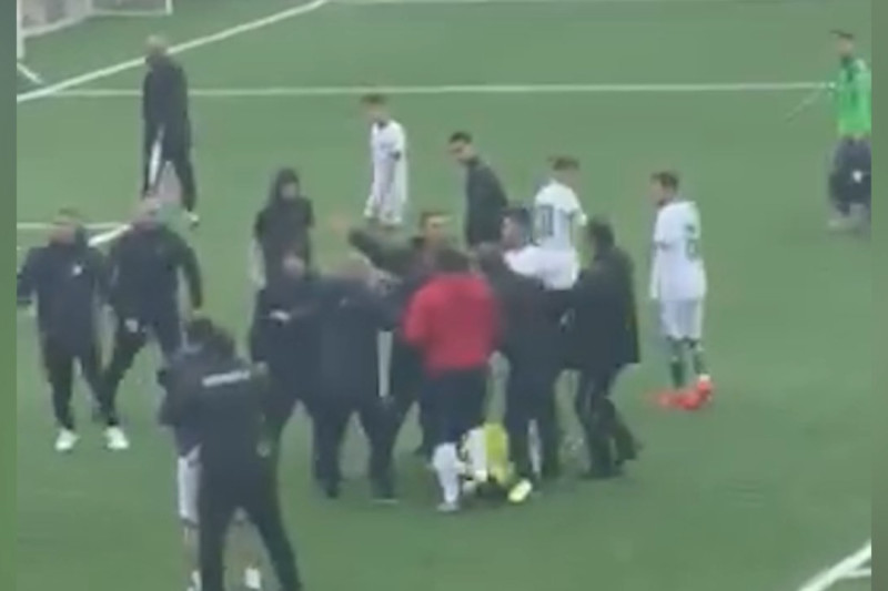 ФК Аеродром: На мечот во Слупчане се претепани тројца наши играчи, голманот е сè уште во болница