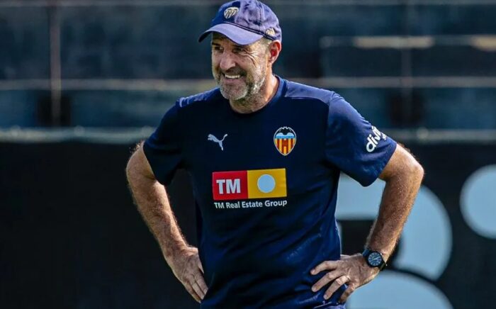 Почина легендарниот голман на Реал