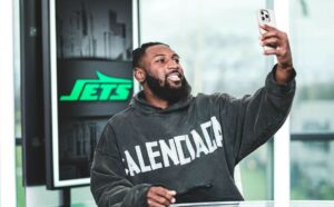 НФЛ ѕвезда тешко повредена во вооружана престрелка во Њујорк