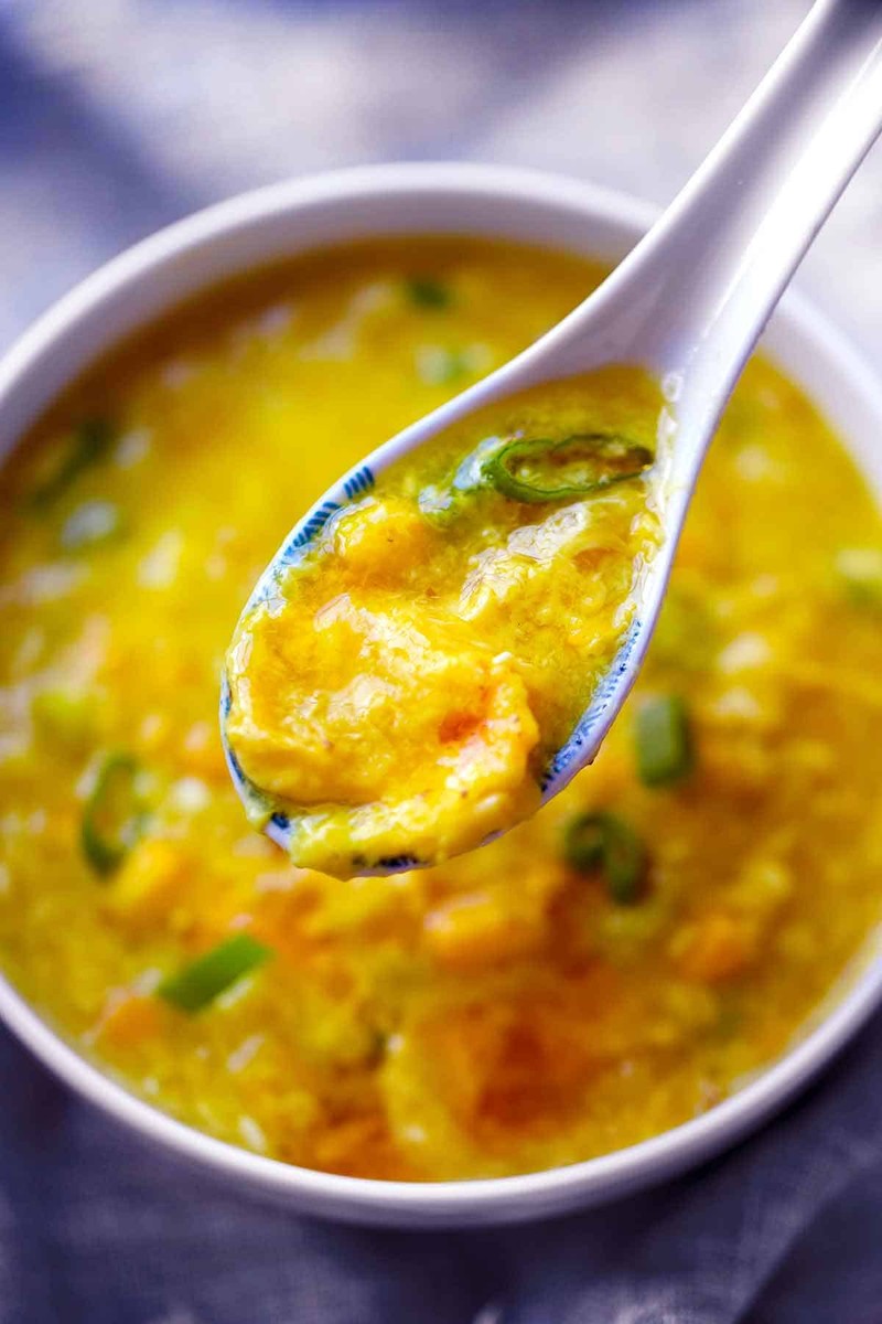 Домашна магија за 15 минути: Најлесната и најбрза супа од јајца што ќе ве освои