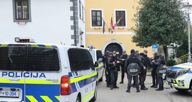 НОВ ЗАКОН ВО СЛОВЕНИЈА ГО ТРЕТИРА ЦЕЛОТО РОМСКО МАЛЦИНСТВО КАКО БЕЗБЕДНОСНА ЗАКАНА, ВЕЛАТ КРИТИЧАРИТЕ