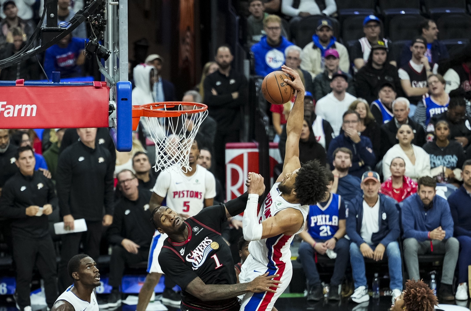 Детроит е сензација во НБА - шеста победа по ред и прво место на Истокот (ВИДЕО)